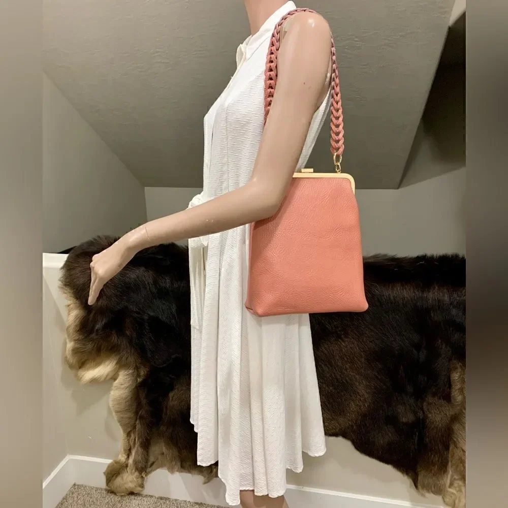 Handmade Genuine Cowhide Leather Metal Frame Push-lock Shoulder Bag/Crossbody